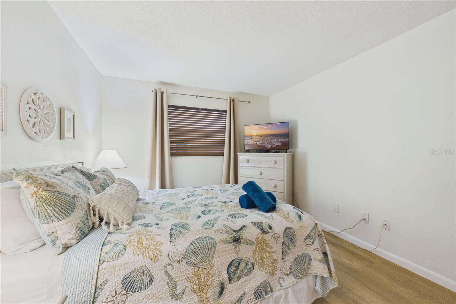 HOLIDAY VILLAS 2 - Residential
