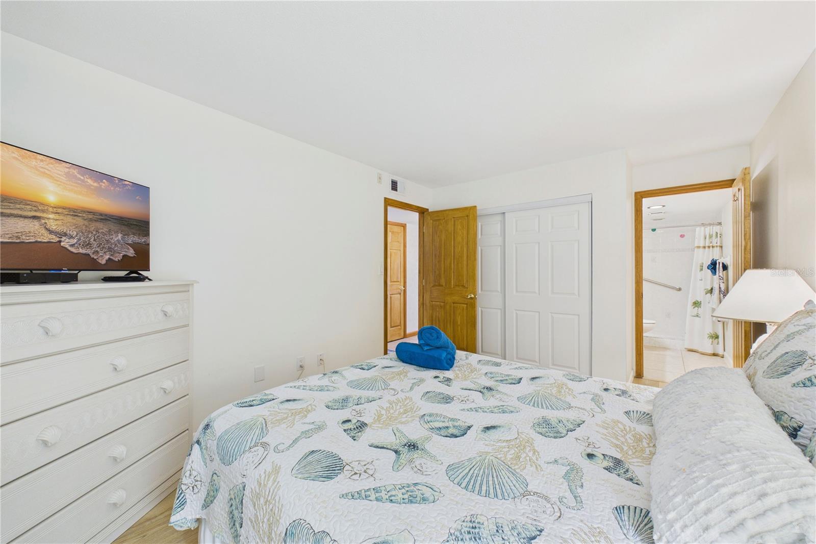 HOLIDAY VILLAS 2 - Residential