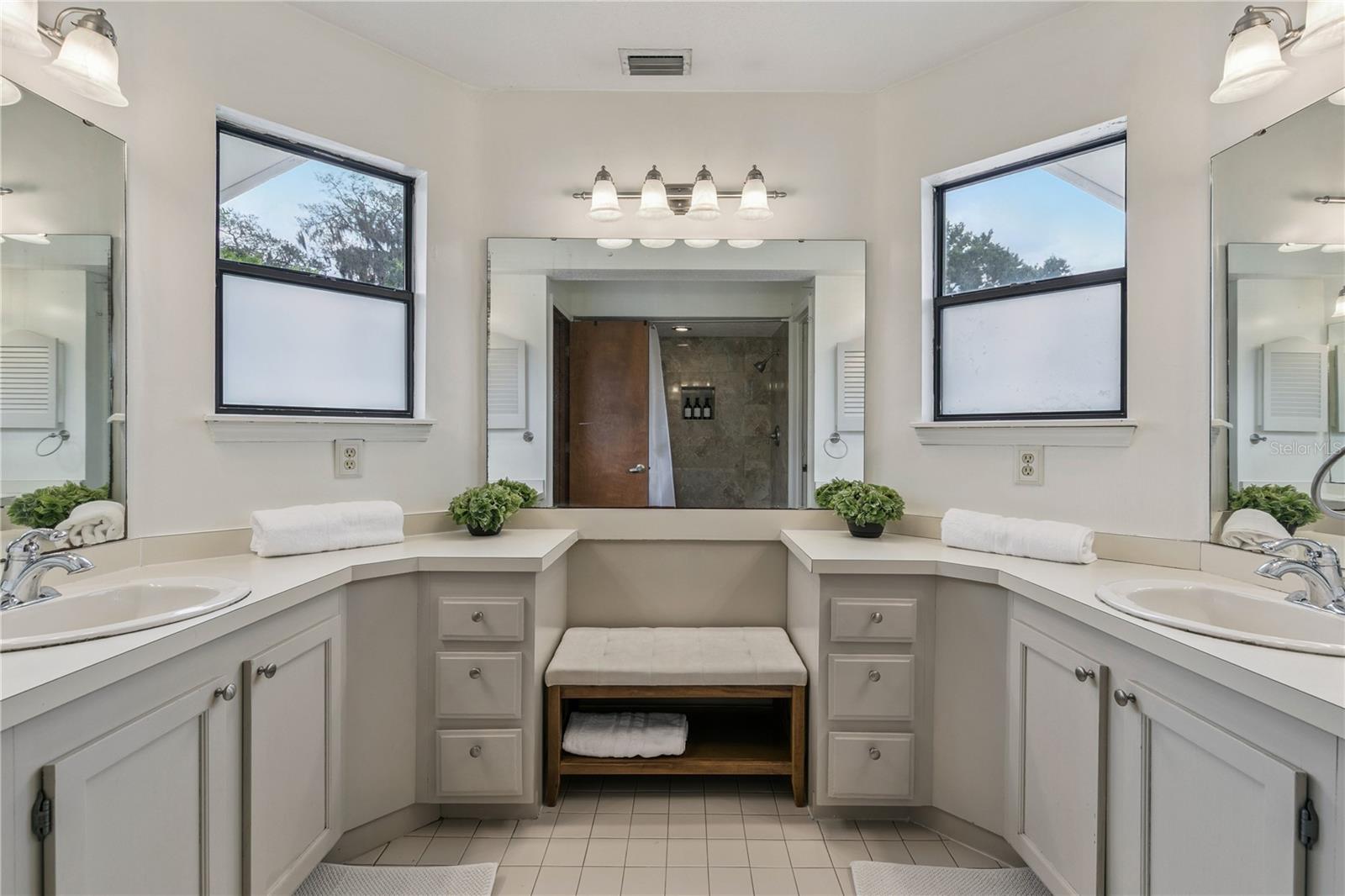 GLENMOOR - Residential