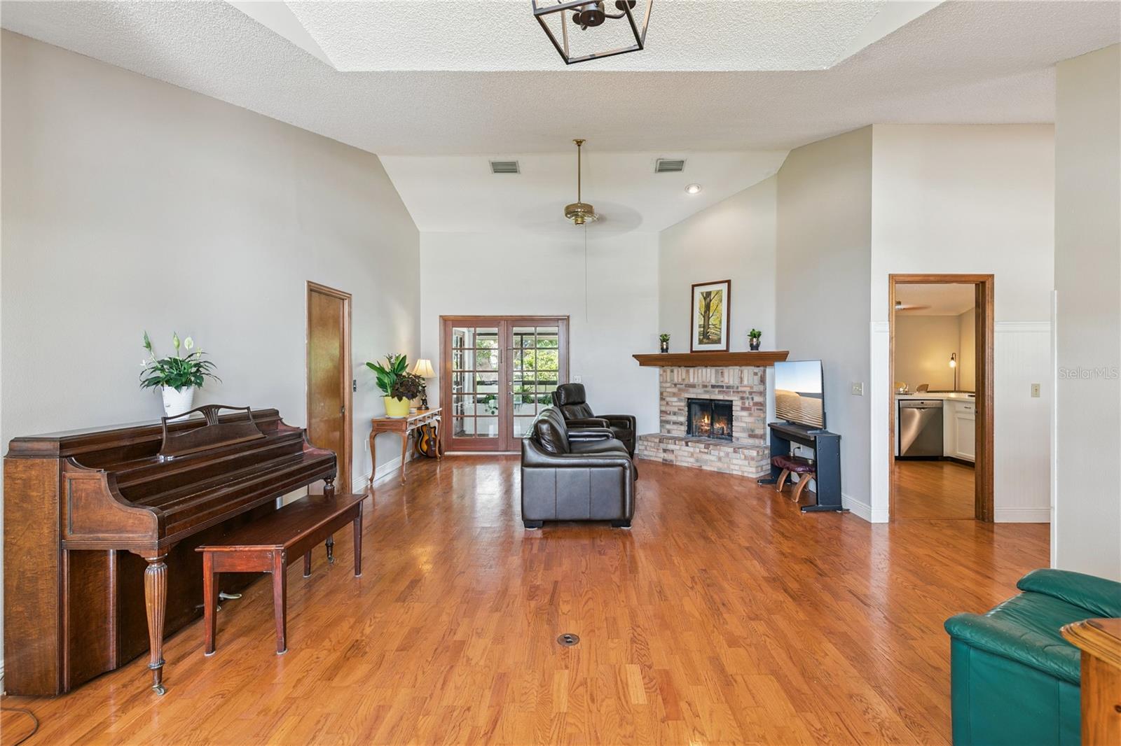 GLENMOOR - Residential
