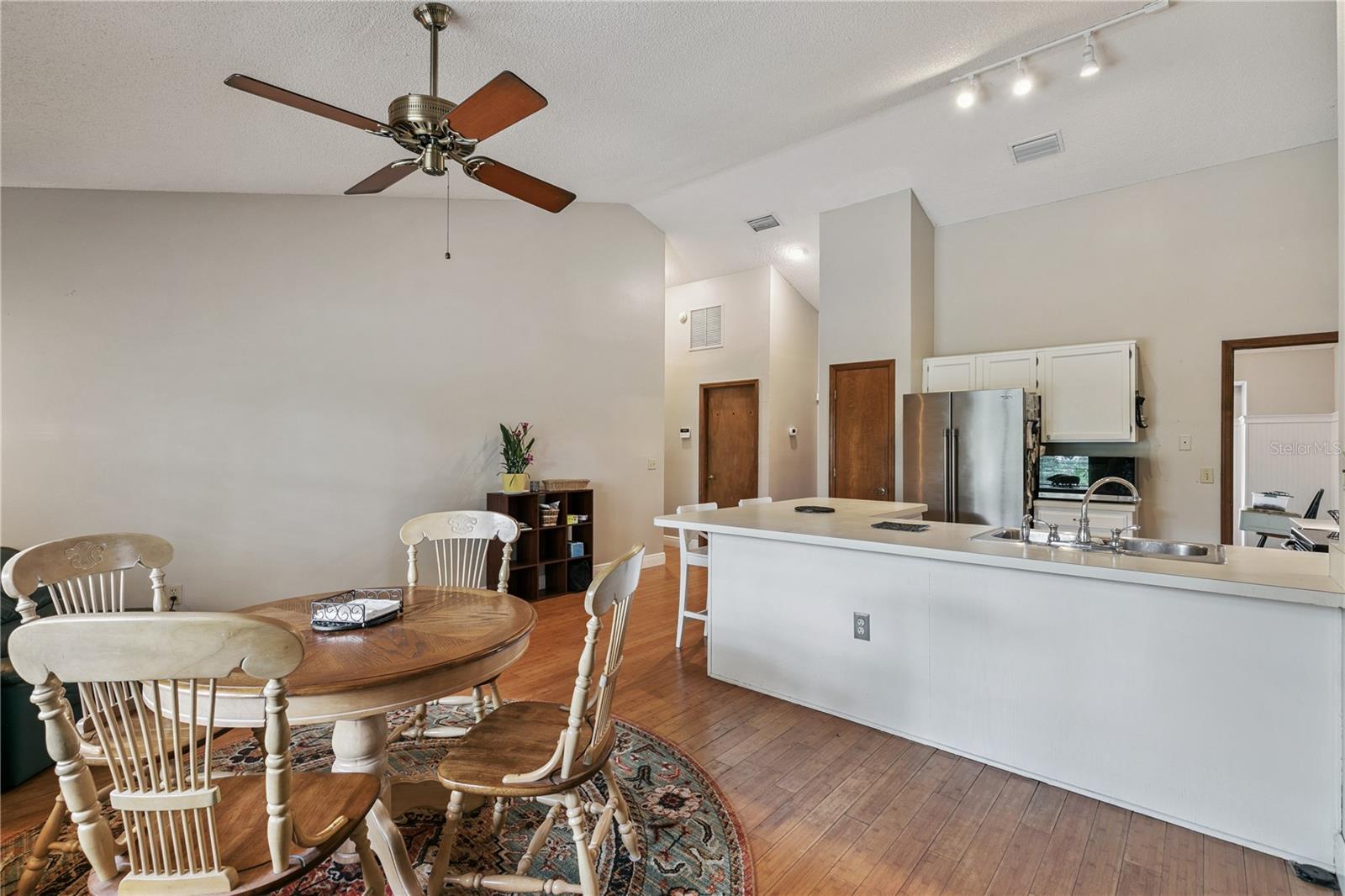 GLENMOOR - Residential