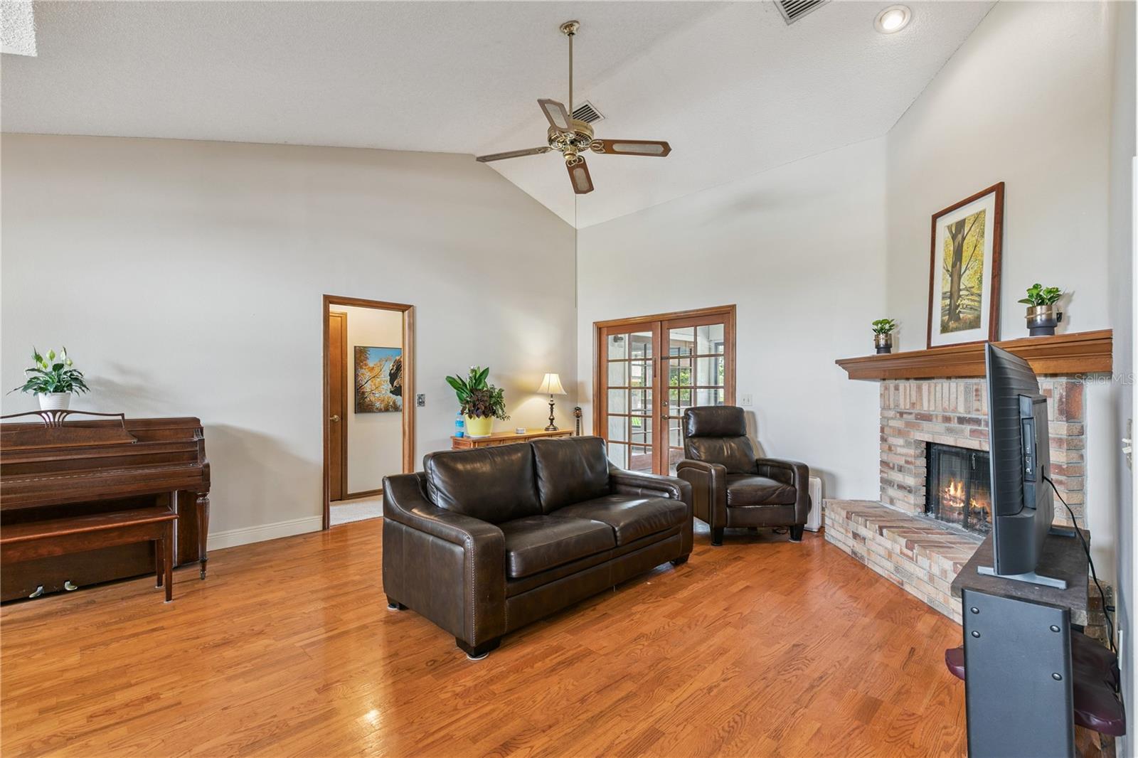 GLENMOOR - Residential