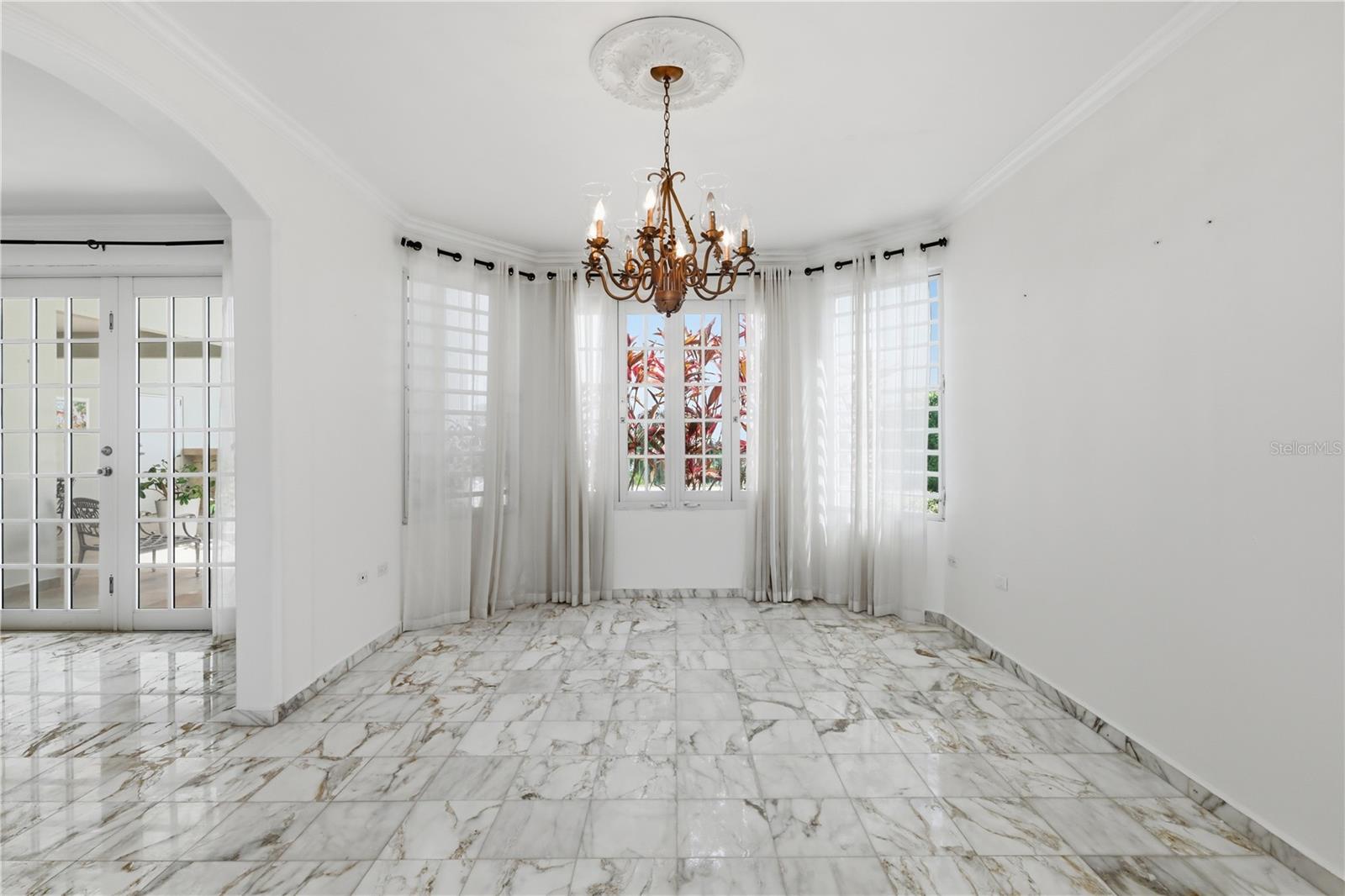 MONTEHIEDRA - Residential