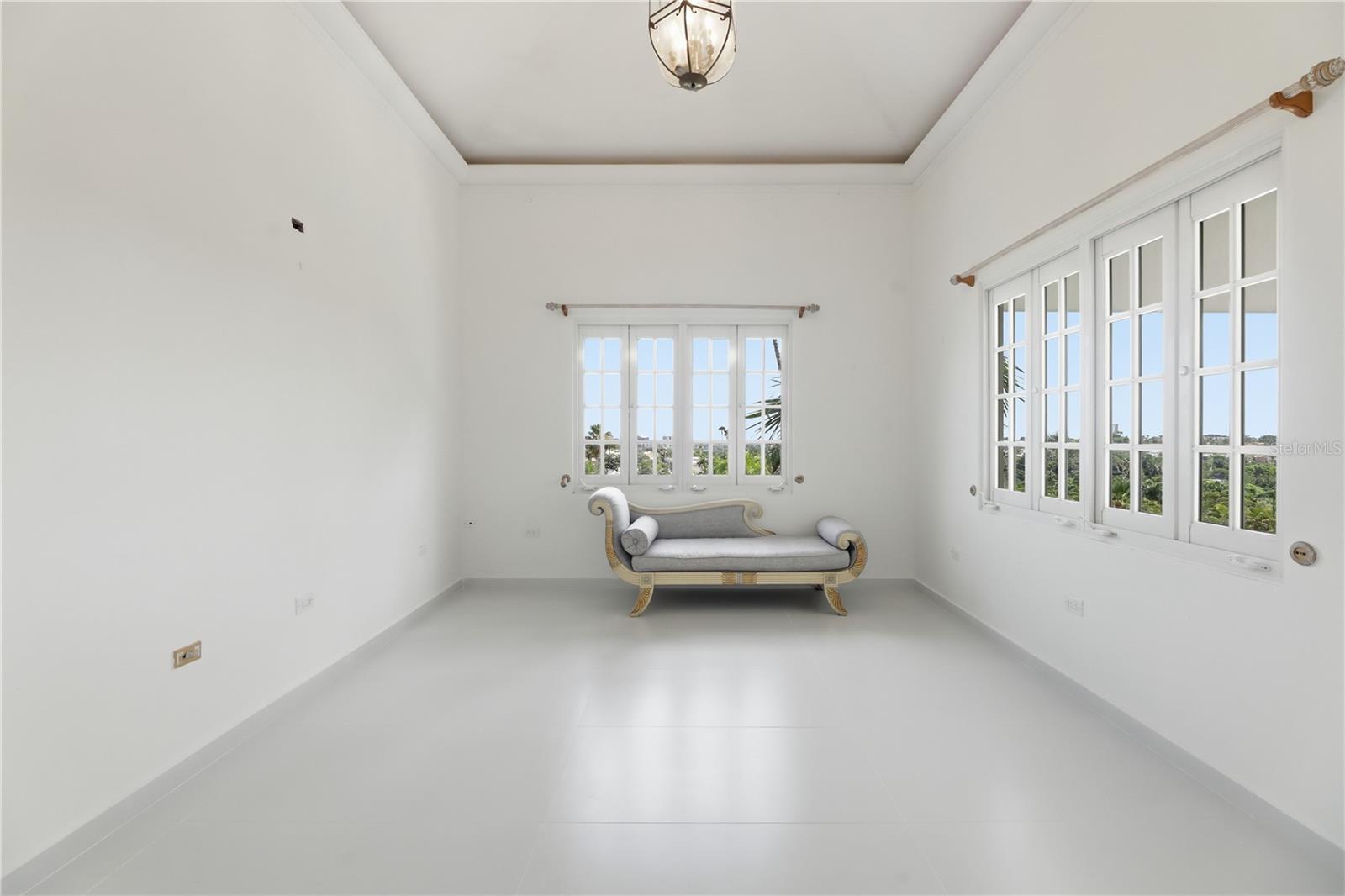 MONTEHIEDRA - Residential