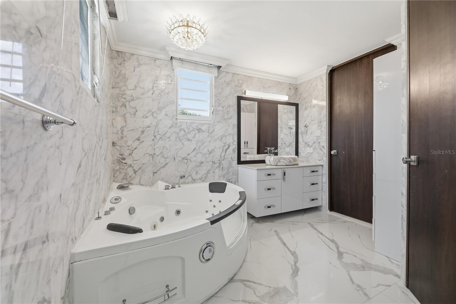 MONTEHIEDRA - Residential