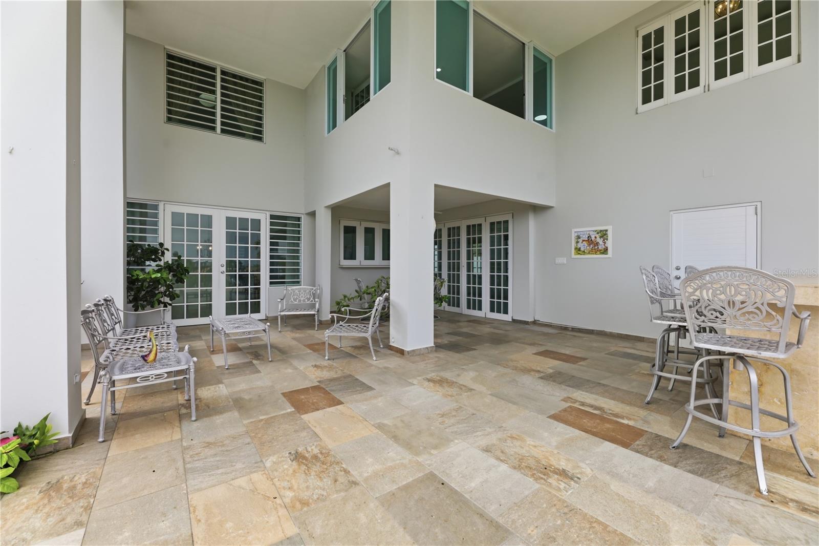 MONTEHIEDRA - Residential