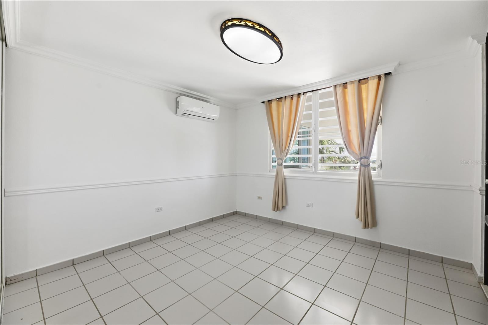 MONTEHIEDRA - Residential