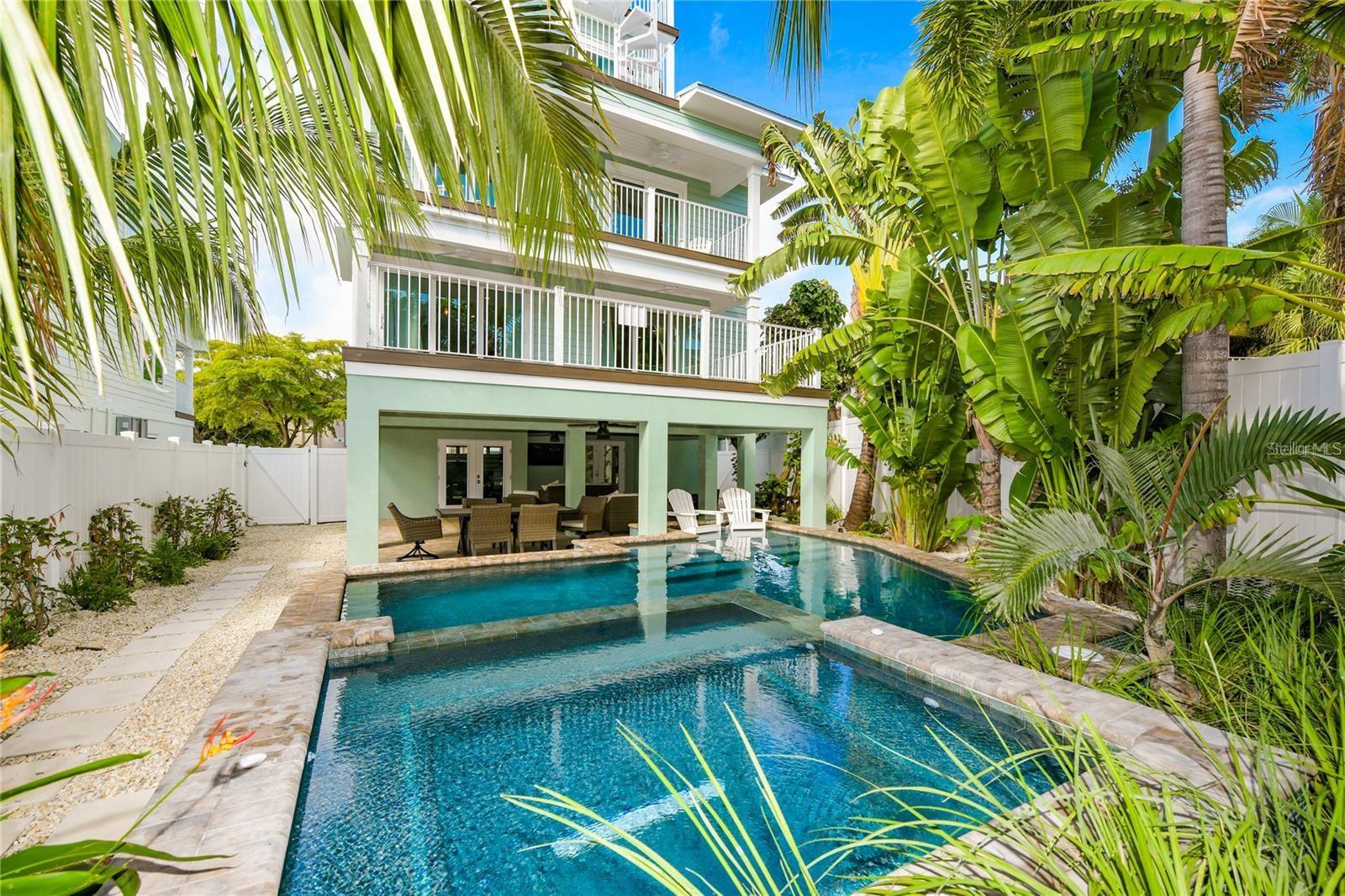 SARASOTA BEACH - Residential