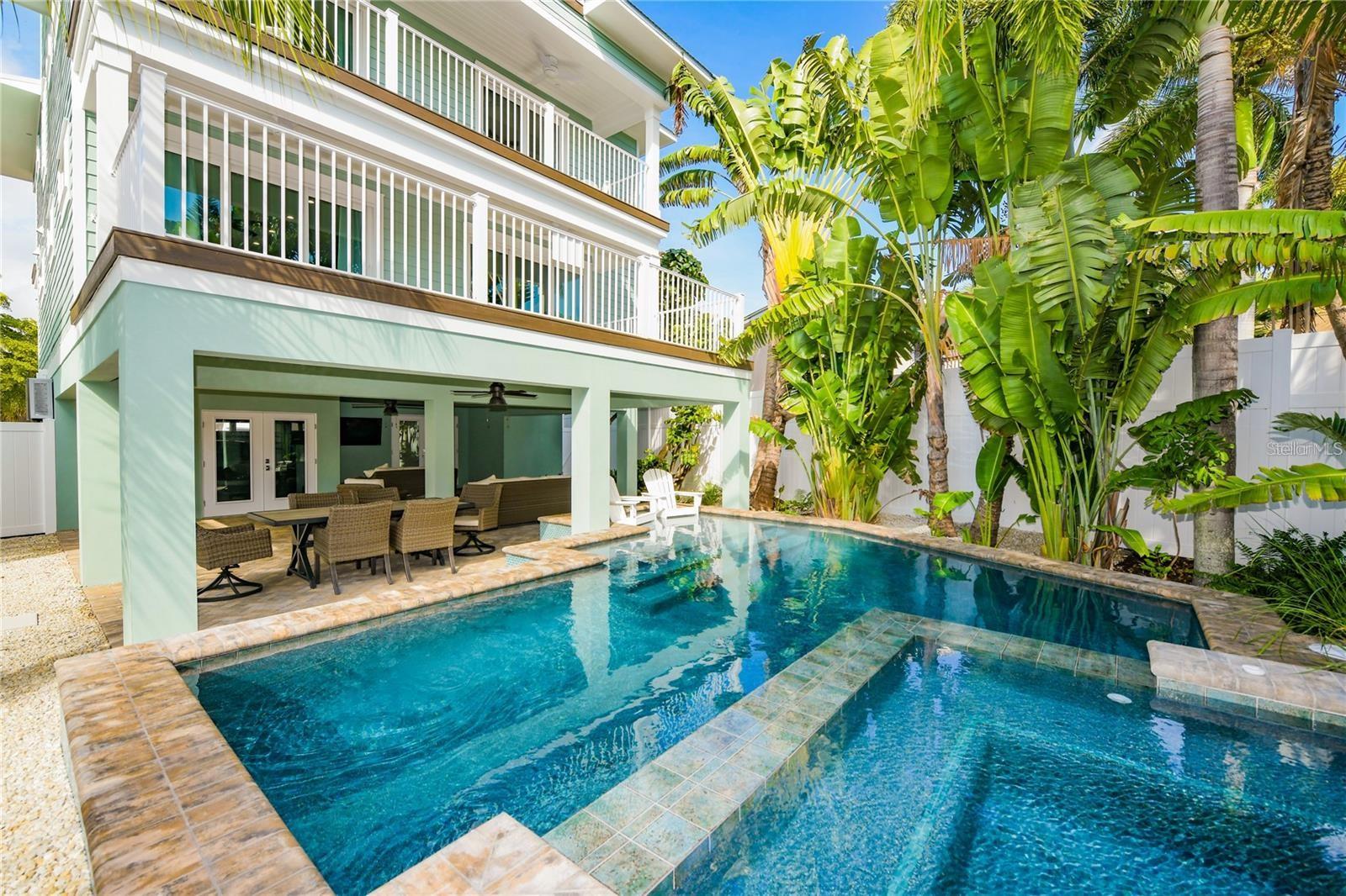 SARASOTA BEACH - Residential