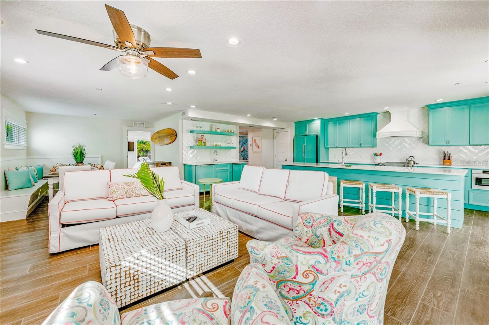 SARASOTA BEACH - Residential