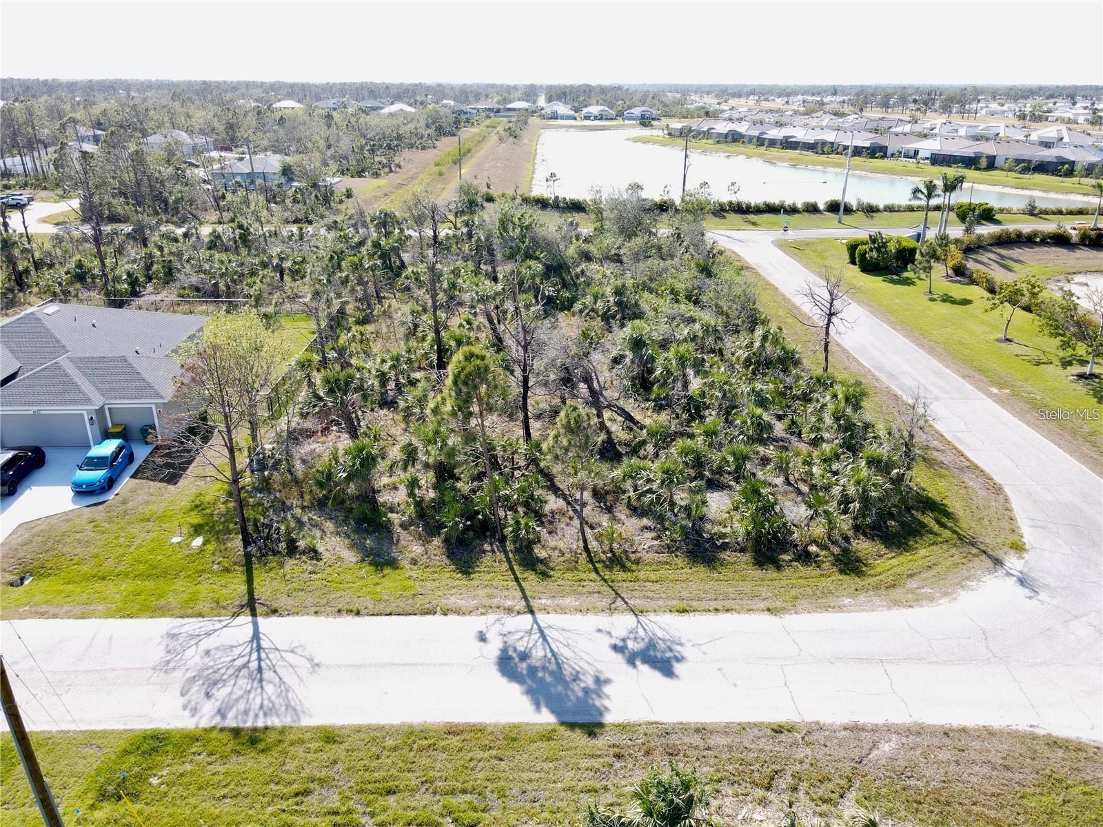 PORT CHARLOTTE SEC 093 - Land