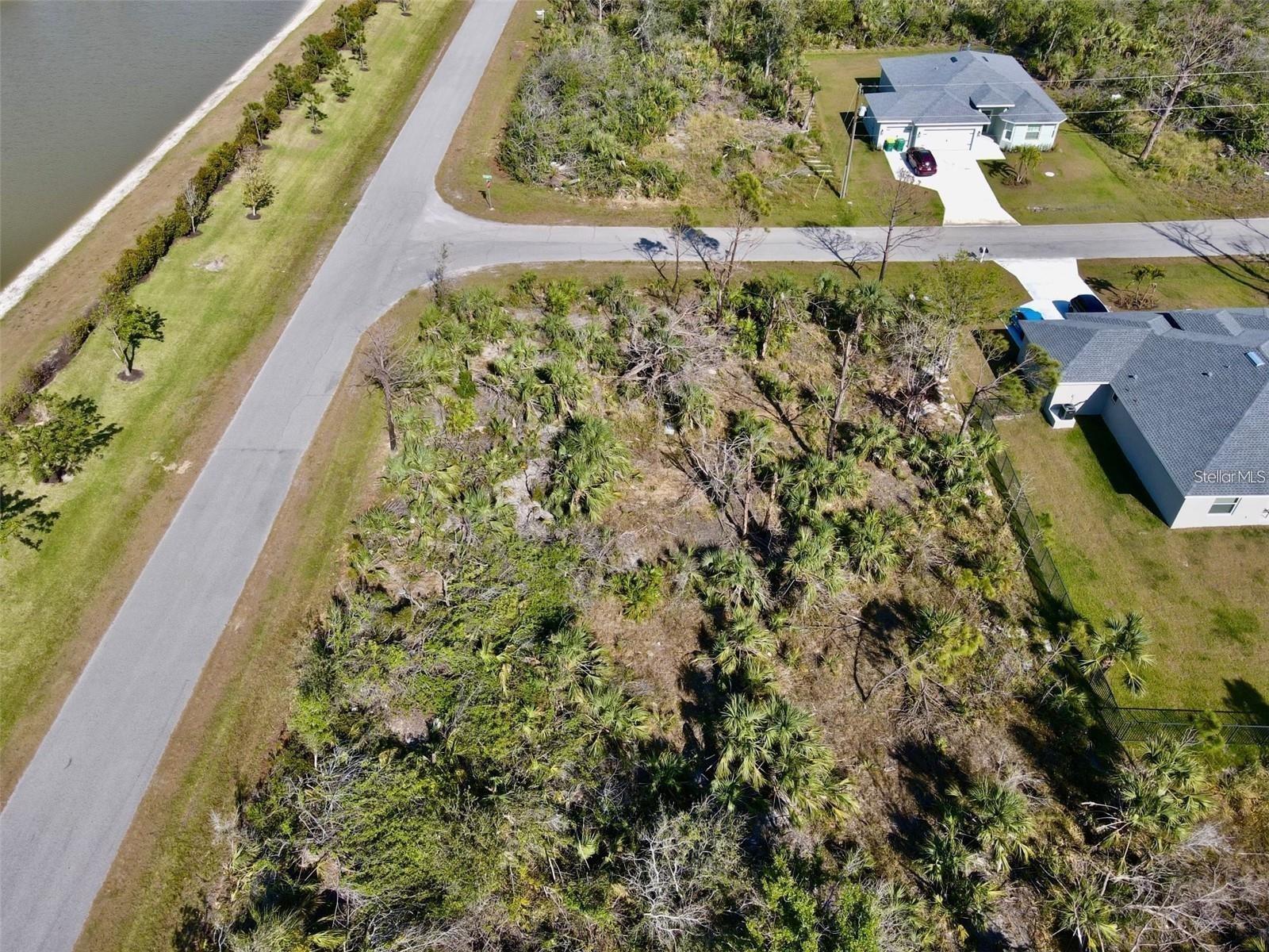PORT CHARLOTTE SEC 093 - Land