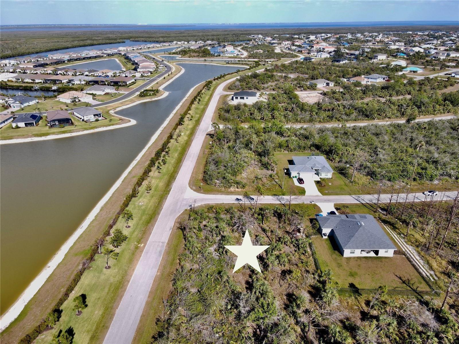 PORT CHARLOTTE SEC 093 - Land