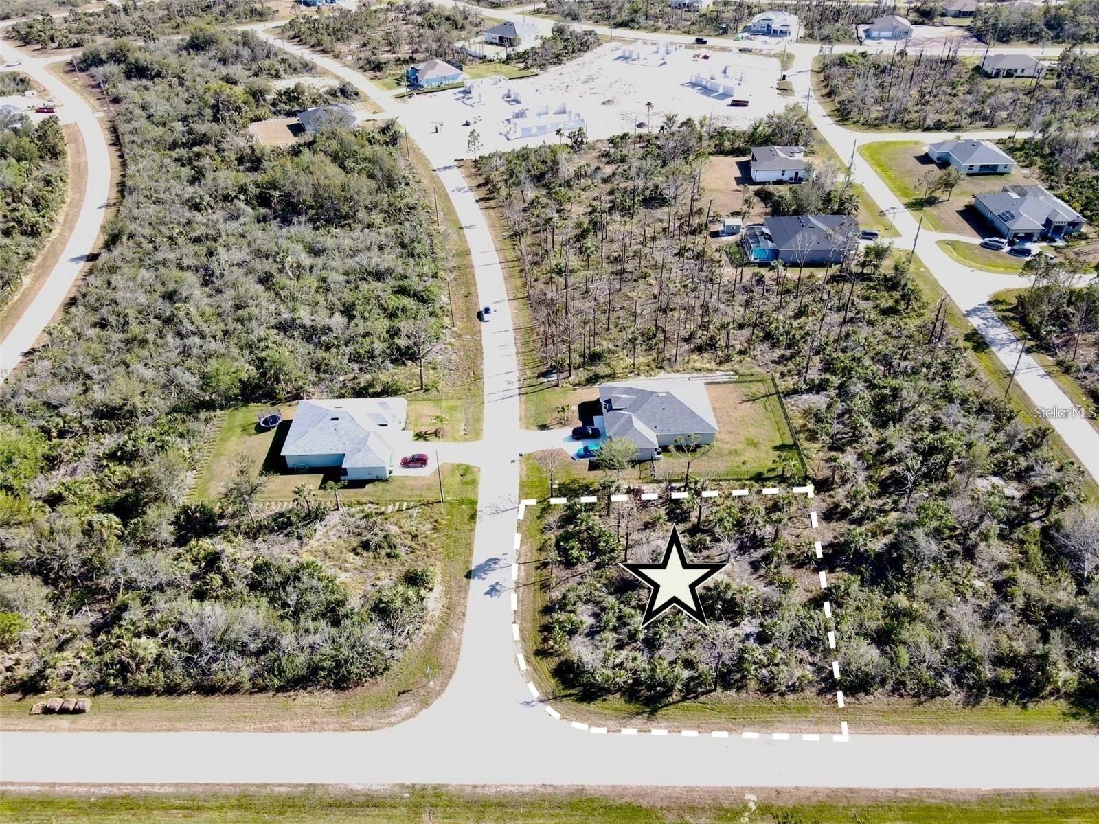 PORT CHARLOTTE SEC 093 - Land