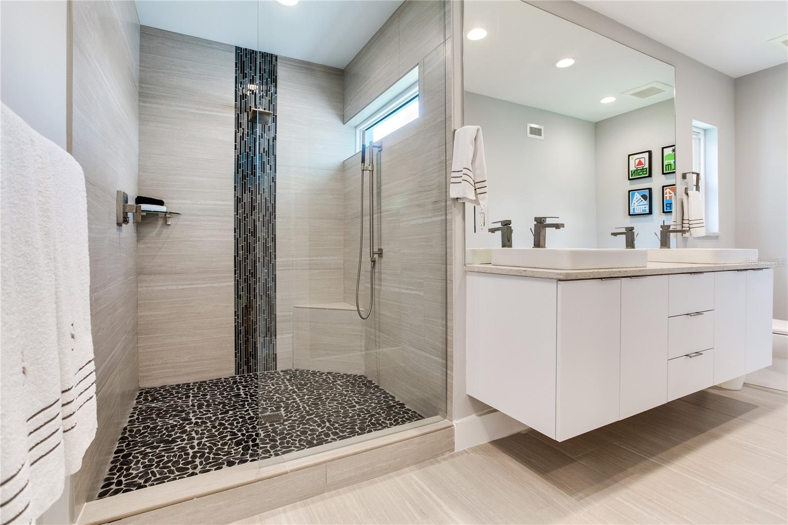 REDINGTON BEACH HOMES 6TH ADD - Residential