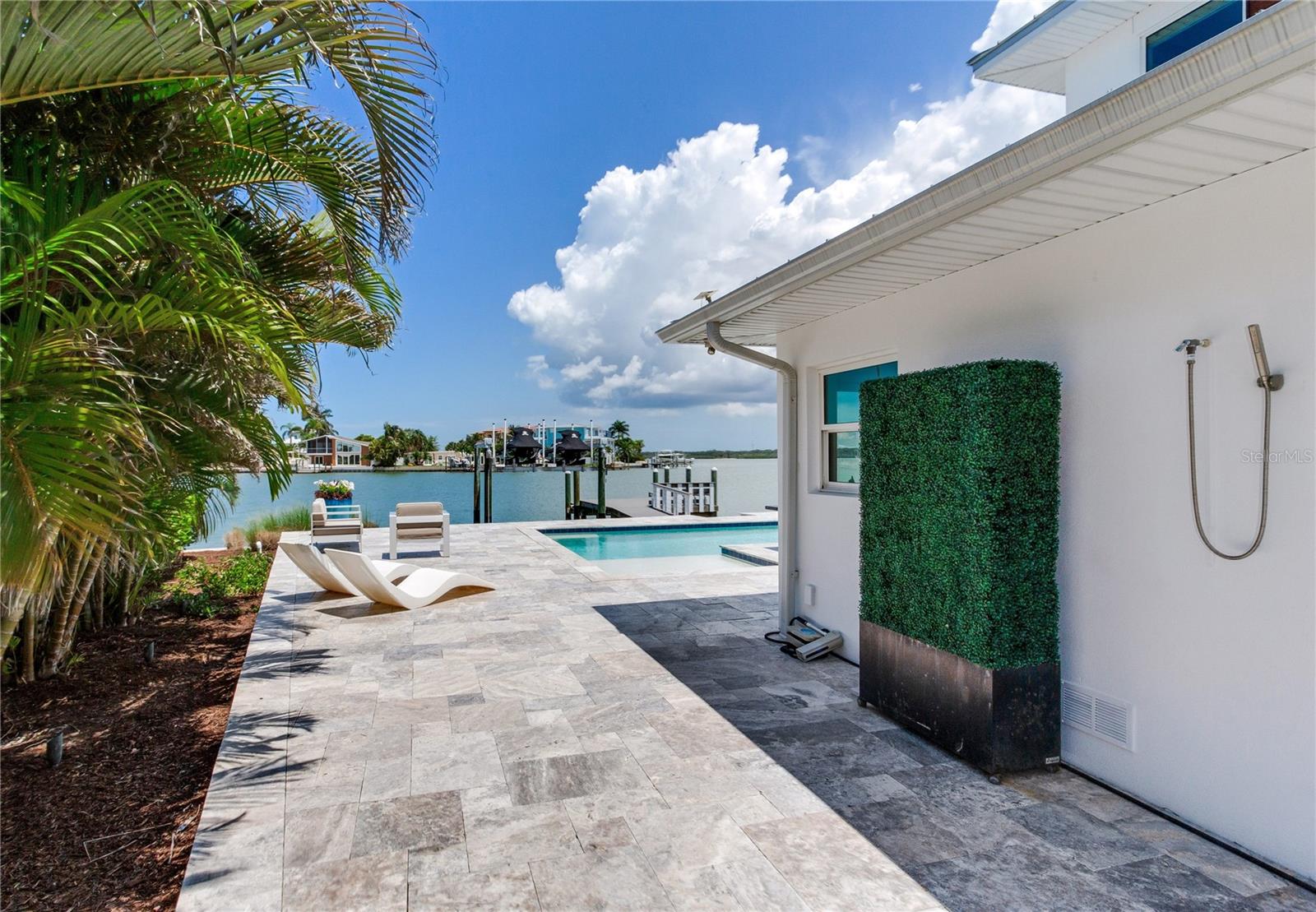 REDINGTON BEACH HOMES 6TH ADD - Residential