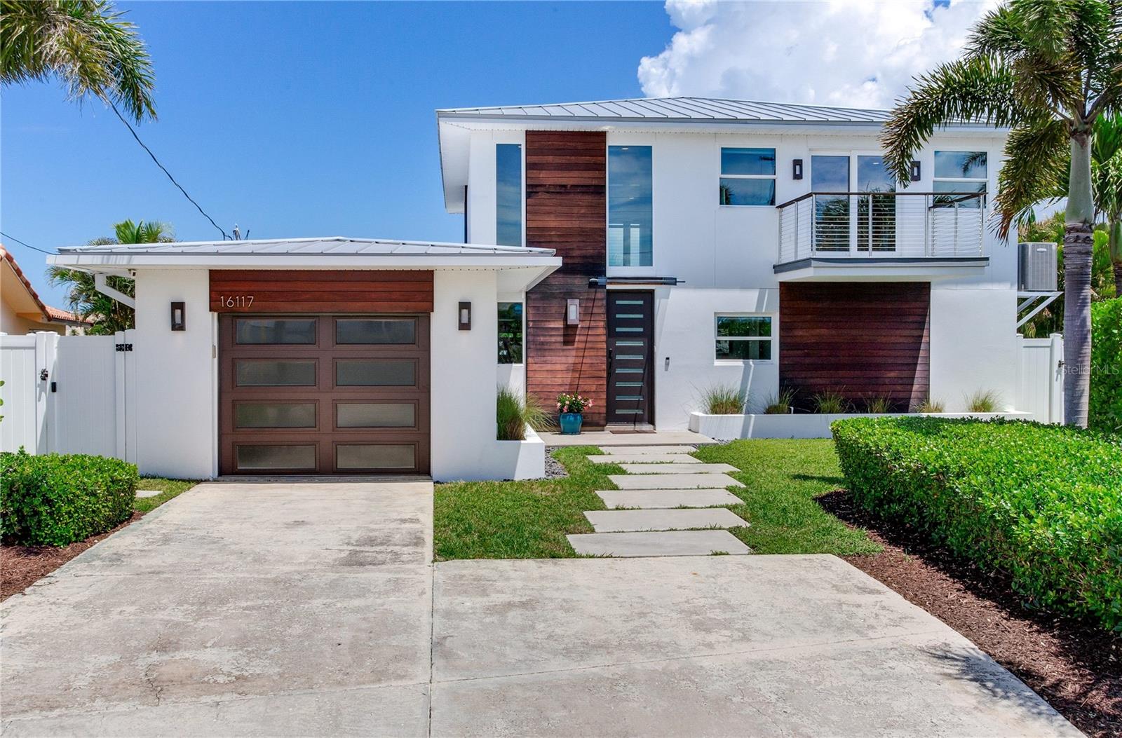 REDINGTON BEACH HOMES 6TH ADD - Residential