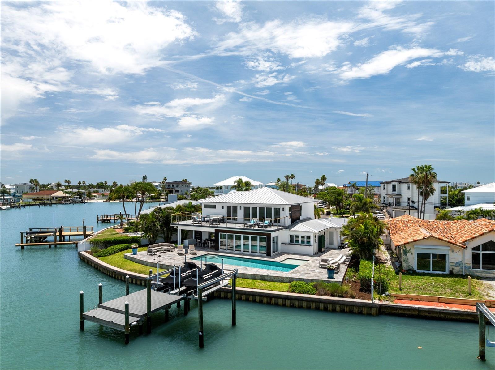 REDINGTON BEACH HOMES 6TH ADD - Residential
