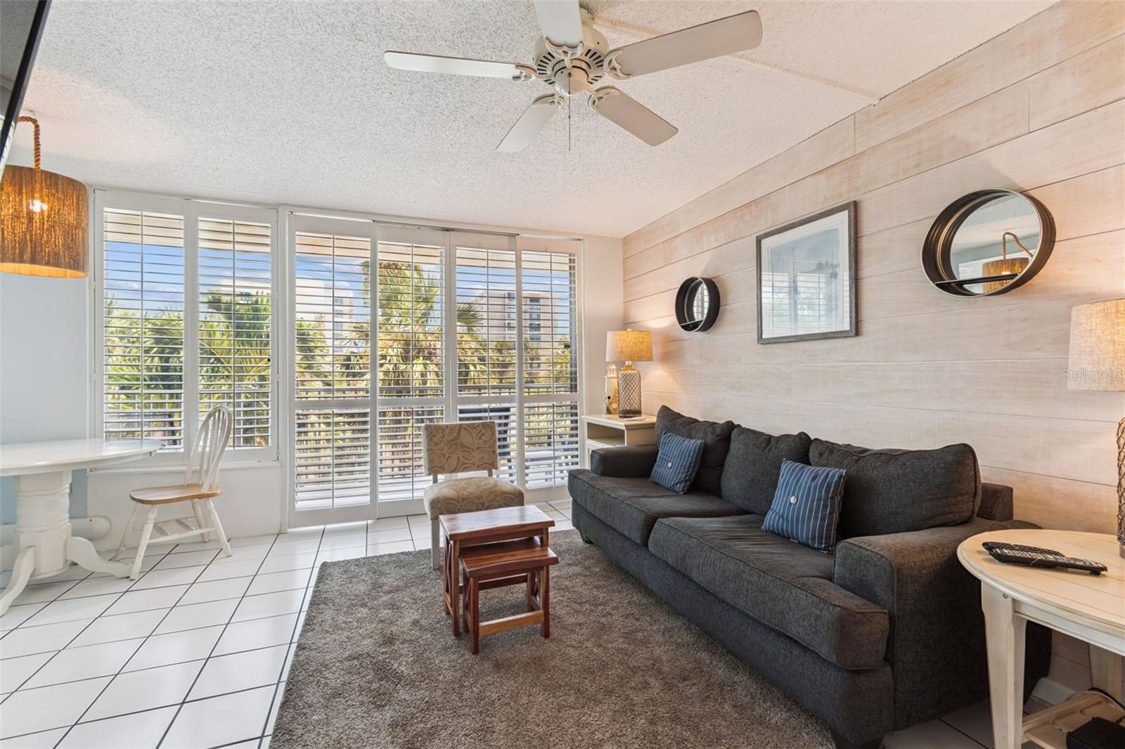 BAYSIDE CONDO - Residential