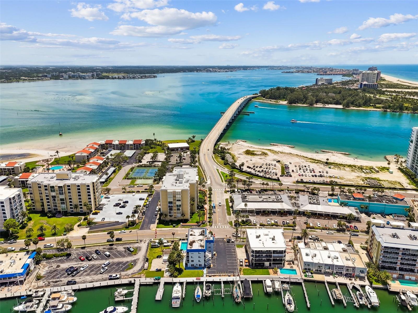 BAYSIDE CONDO - Residential