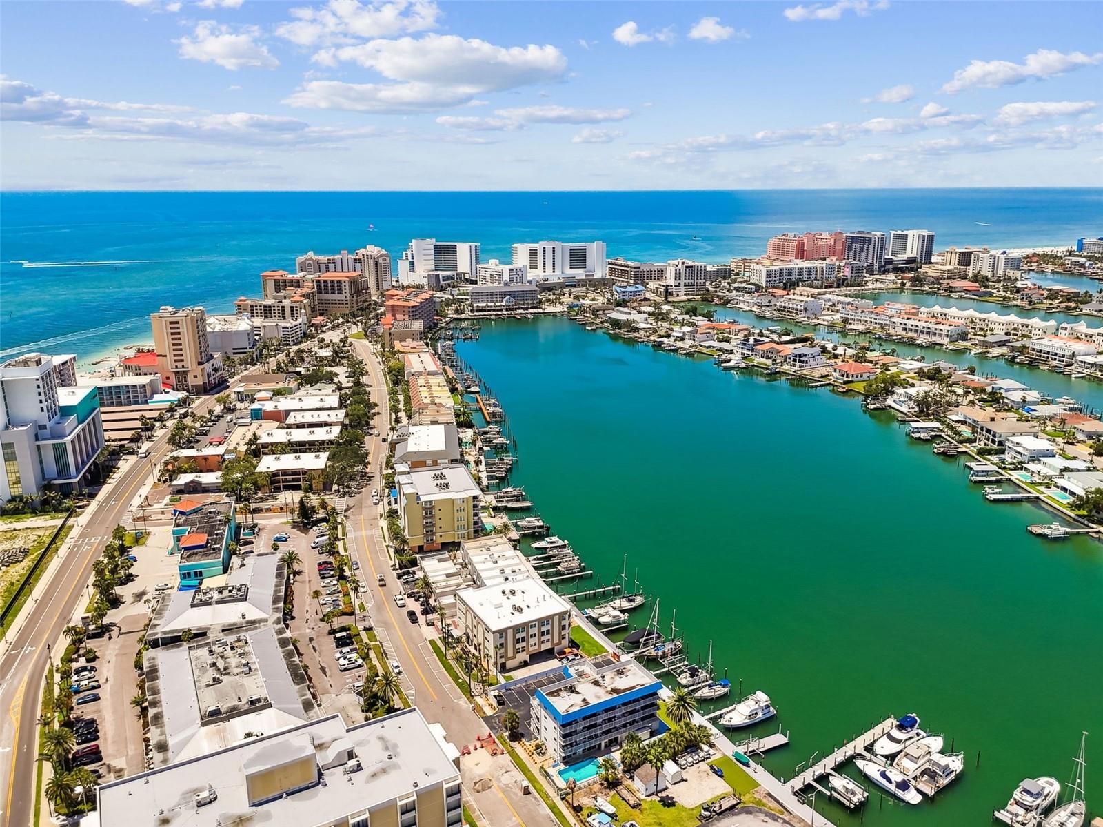 BAYSIDE CONDO - Residential