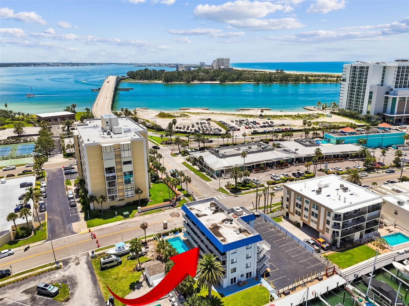 BAYSIDE CONDO - Residential