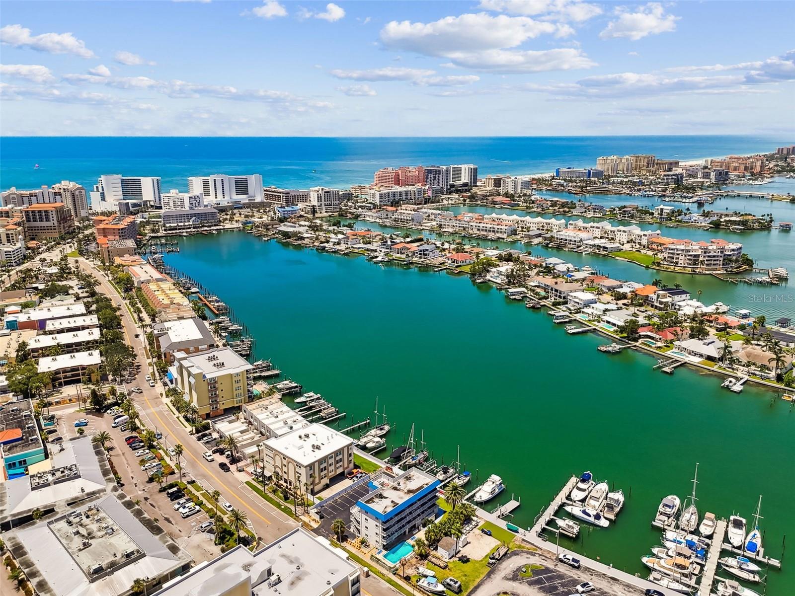 BAYSIDE CONDO - Residential