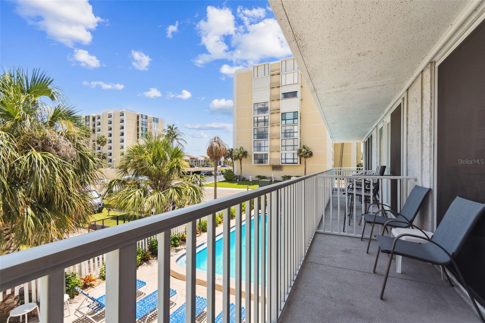 BAYSIDE CONDO - Residential