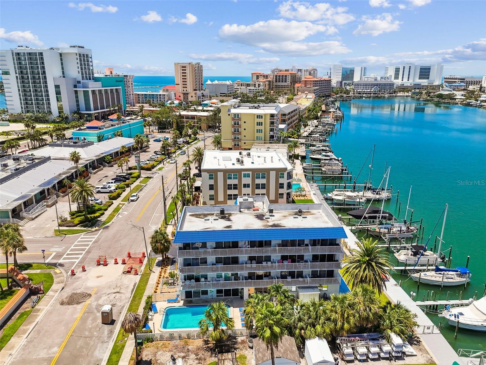 BAYSIDE CONDO - Residential