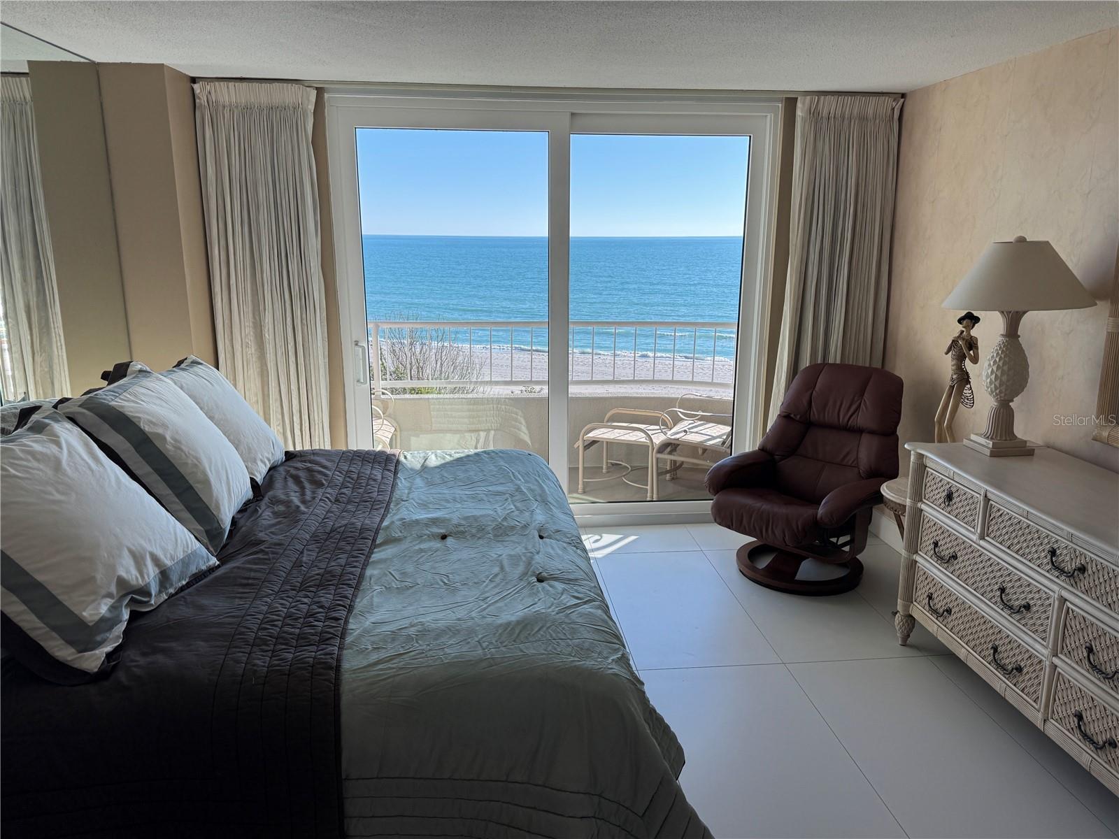 BEACHES OF LONGBOAT KEY PH-1 - Residential