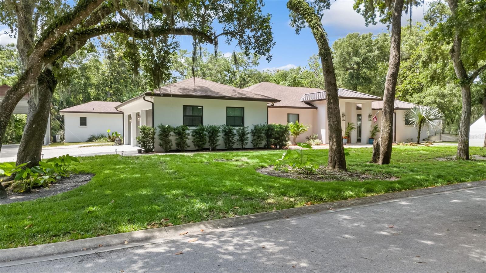 HARRIS PARK - Residential