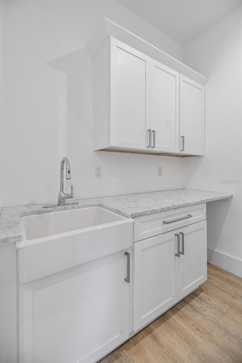HARRIS PARK - Residential