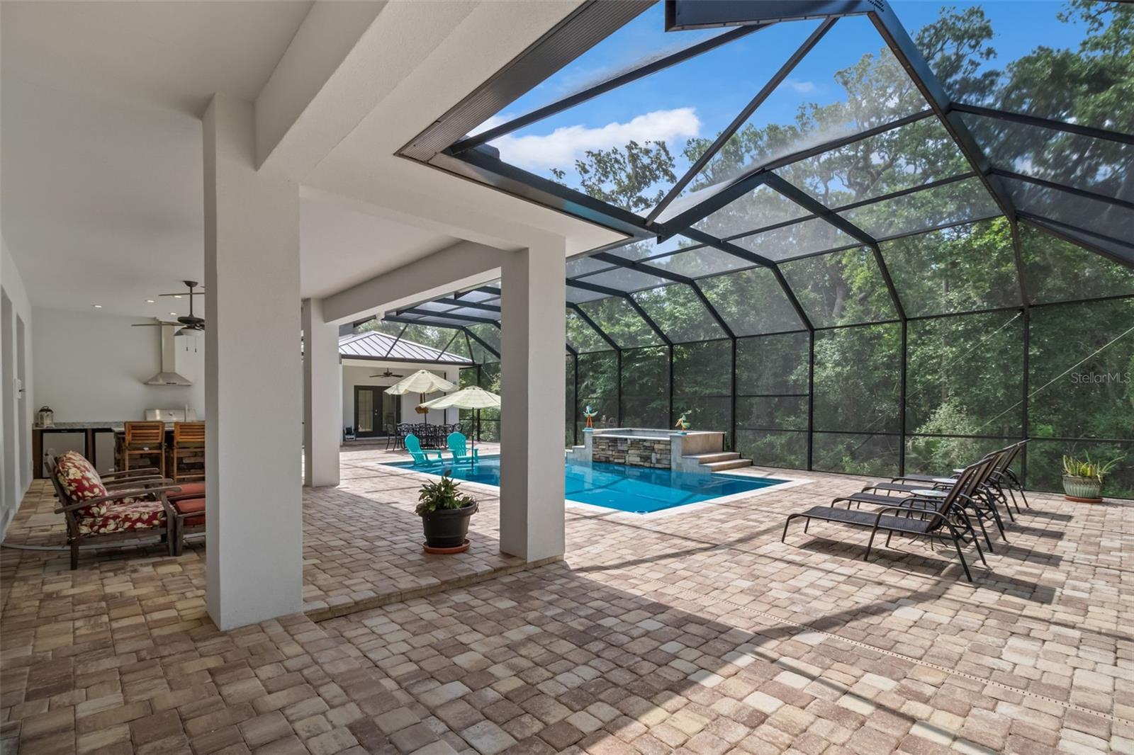HARRIS PARK - Residential