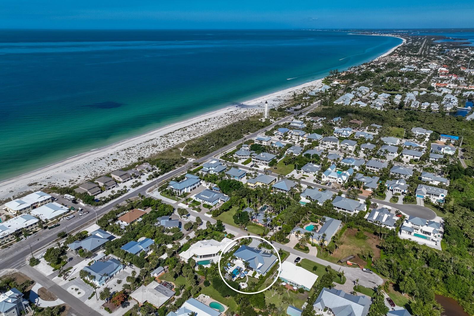 GOLDEN BEACH - Residential