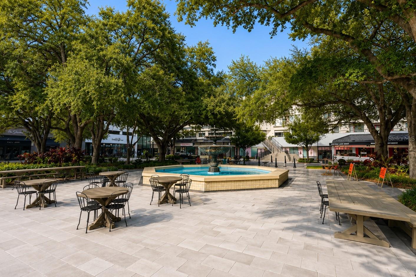 HYDE PARK WALK A CONDO - Residential