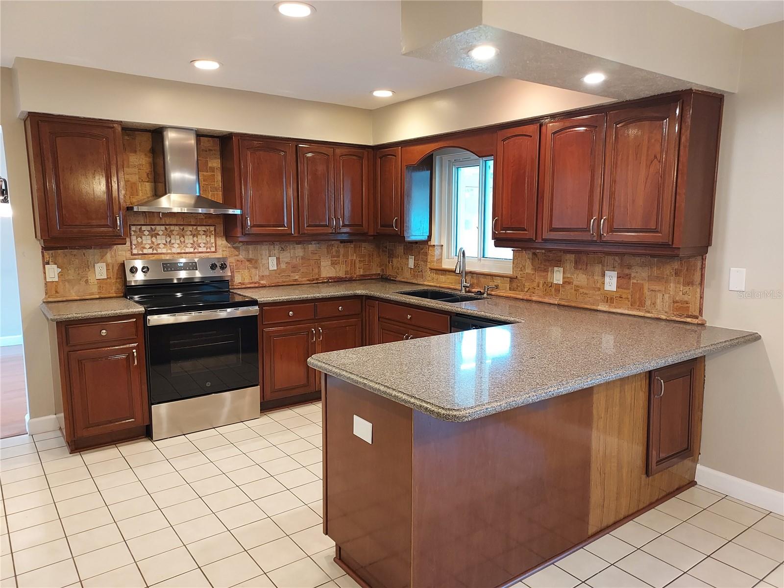 TIMBER POND SUB UNIT 2 - Residential