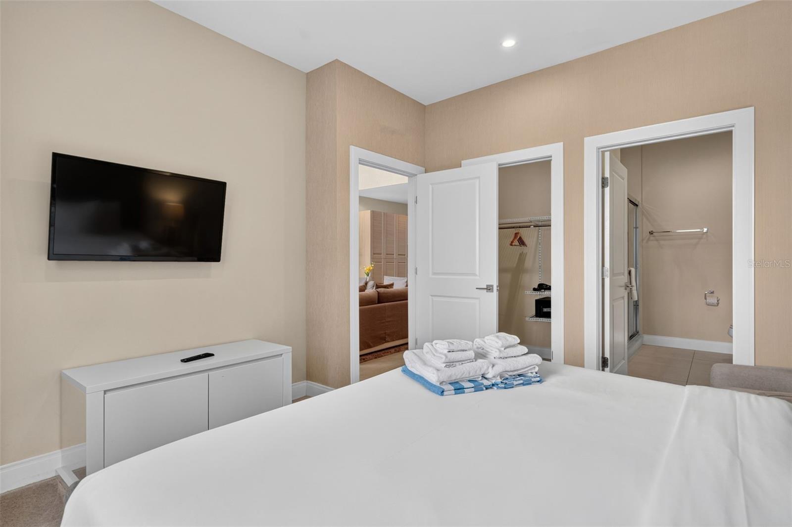MAGIC VILLAGE - Residential