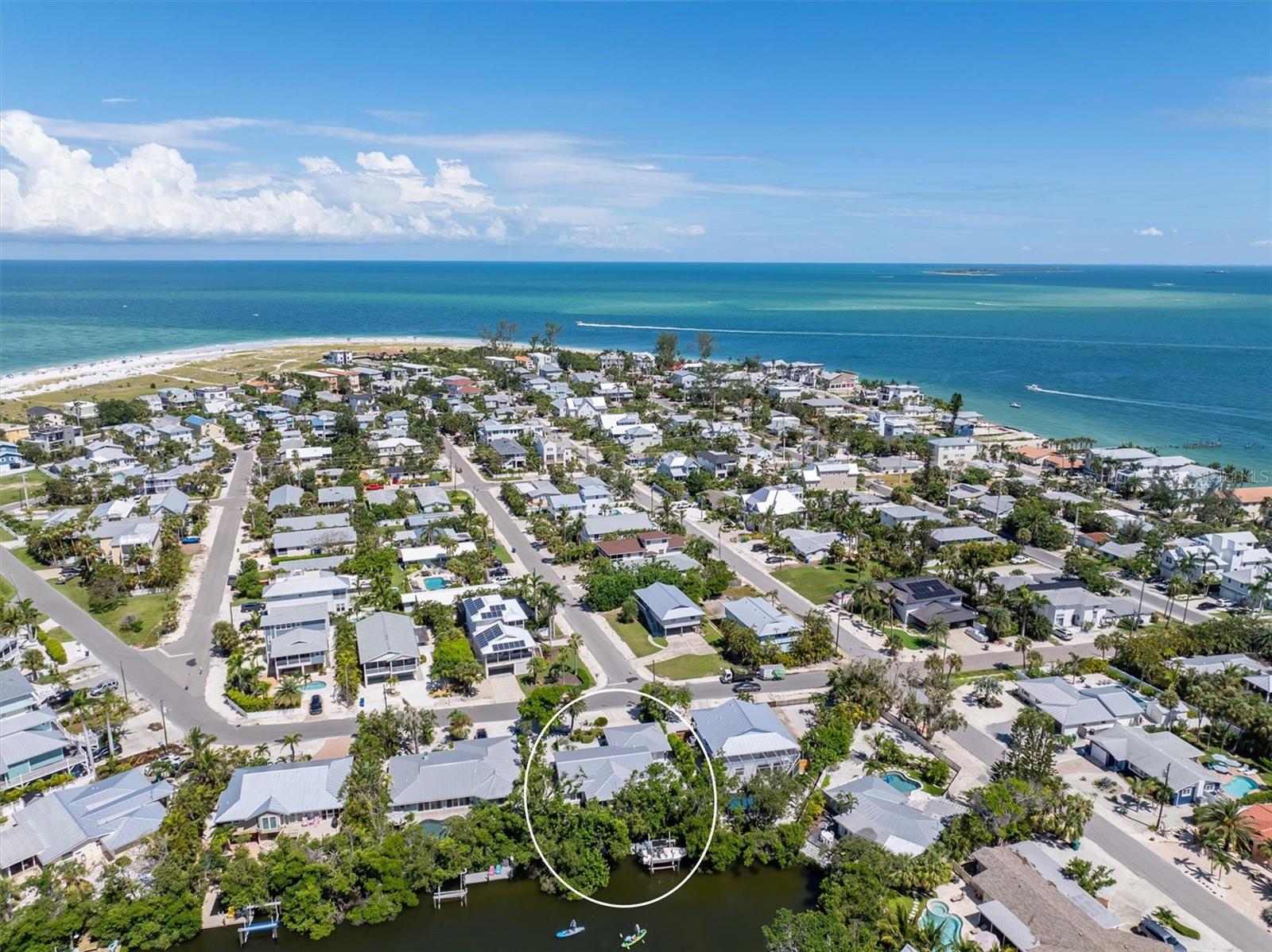 LUANA ISLES - Residential