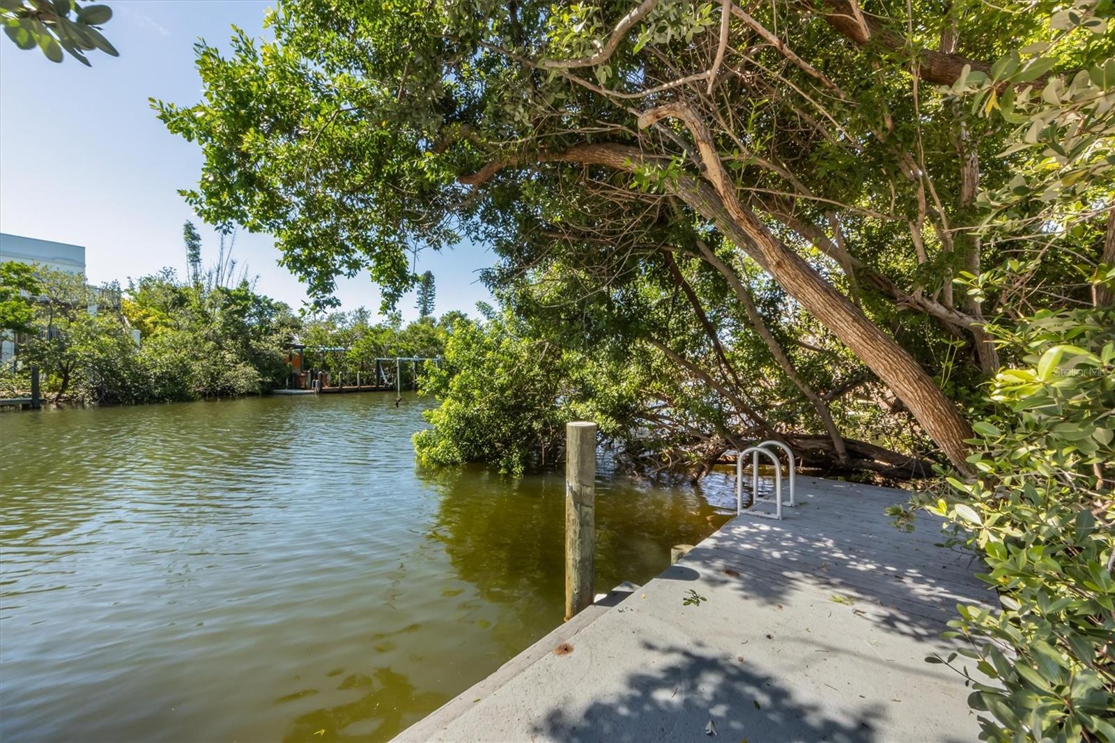 LUANA ISLES - Residential