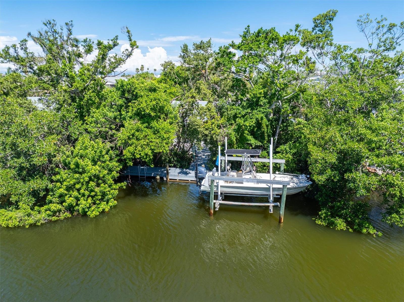 LUANA ISLES - Residential
