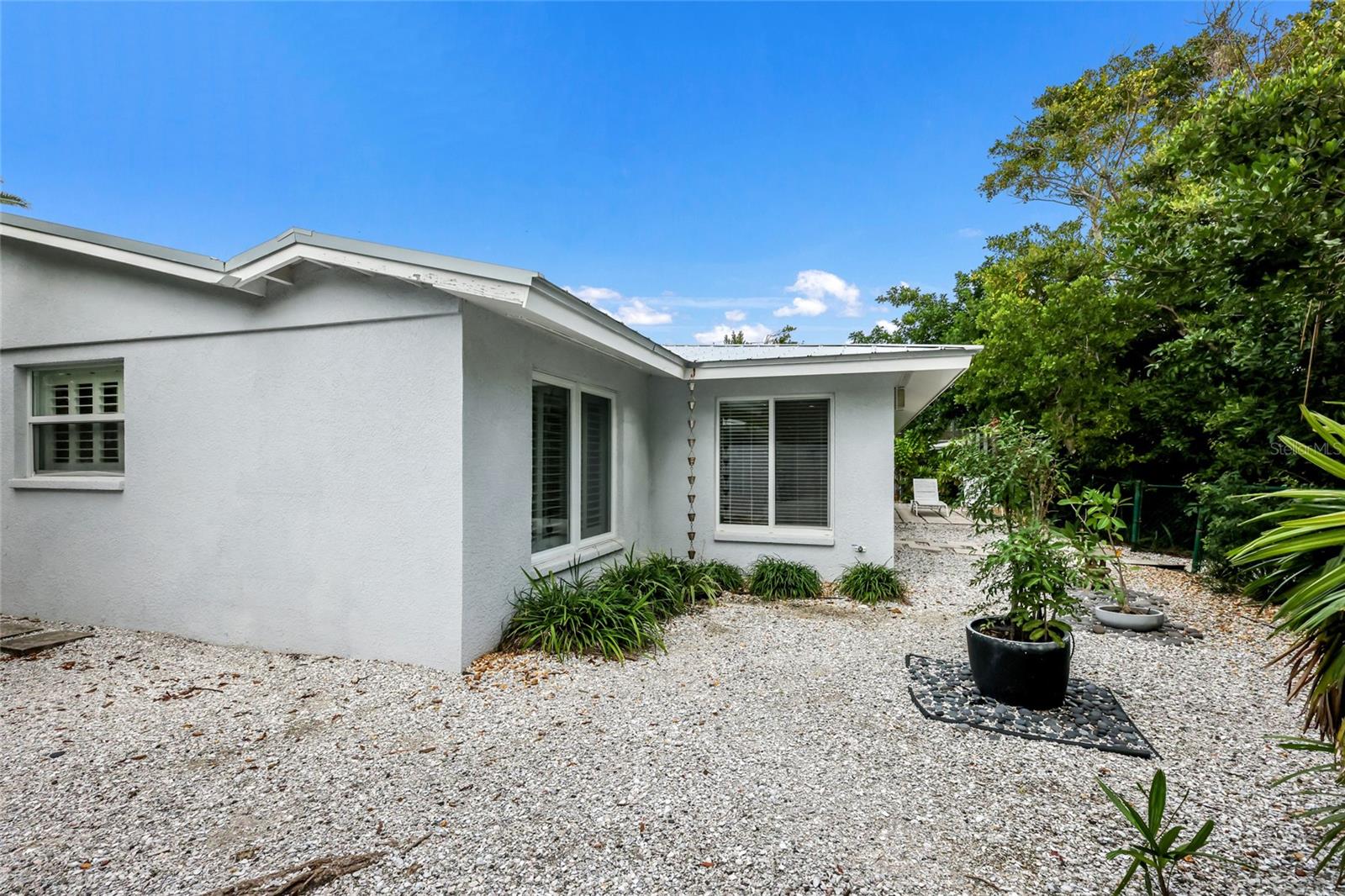 LUANA ISLES - Residential