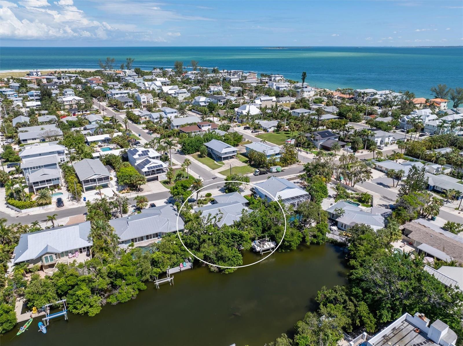 LUANA ISLES - Residential