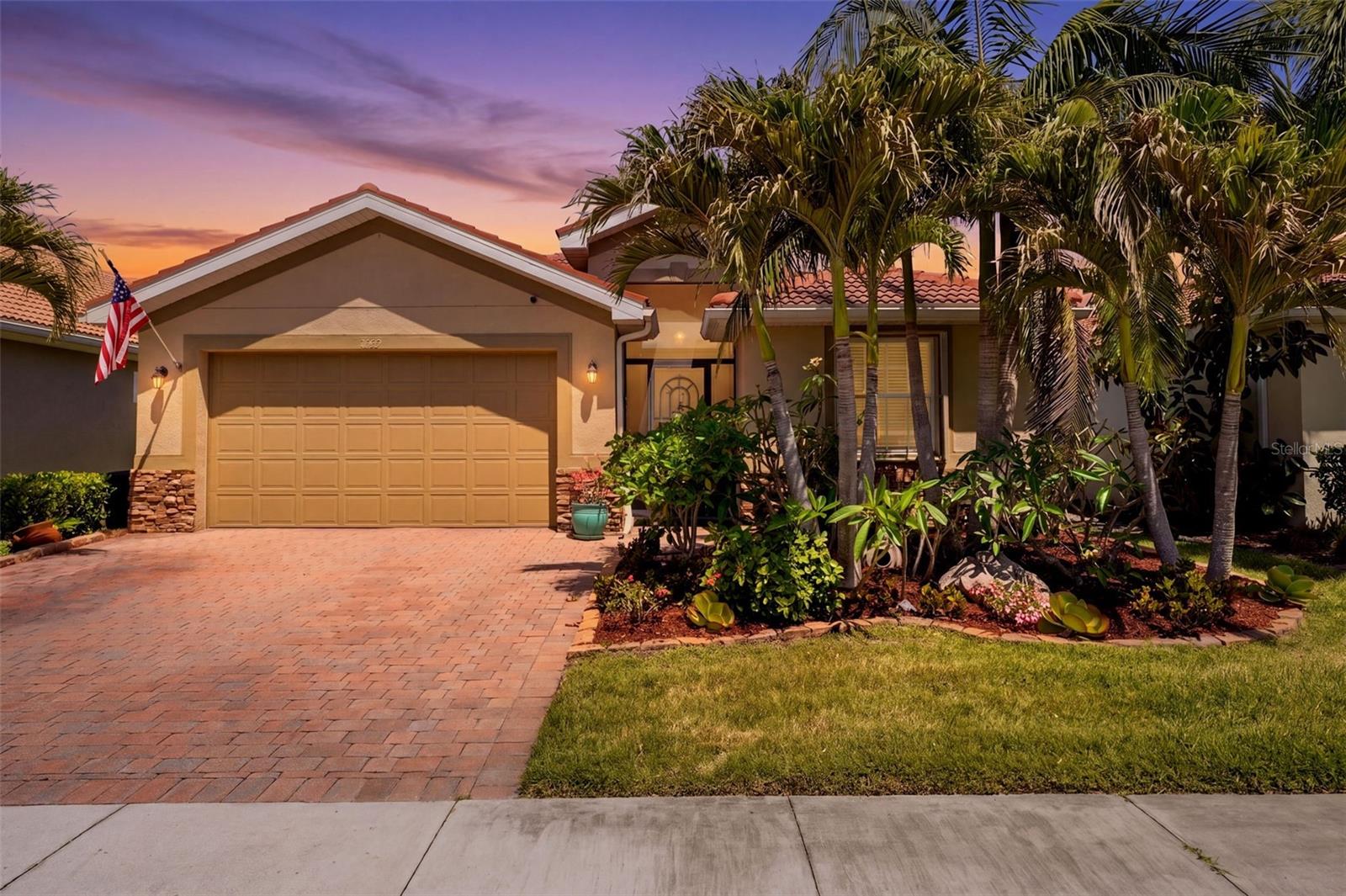 CARIBBEAN VILLAGE - Residential