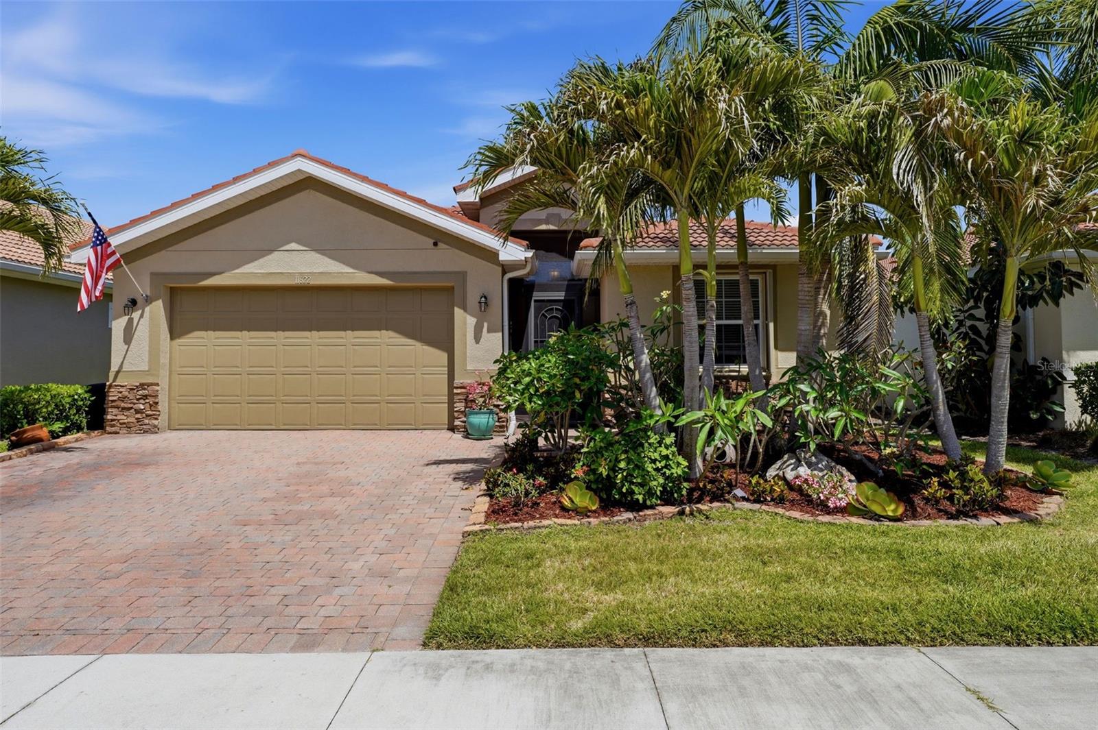 CARIBBEAN VILLAGE - Residential