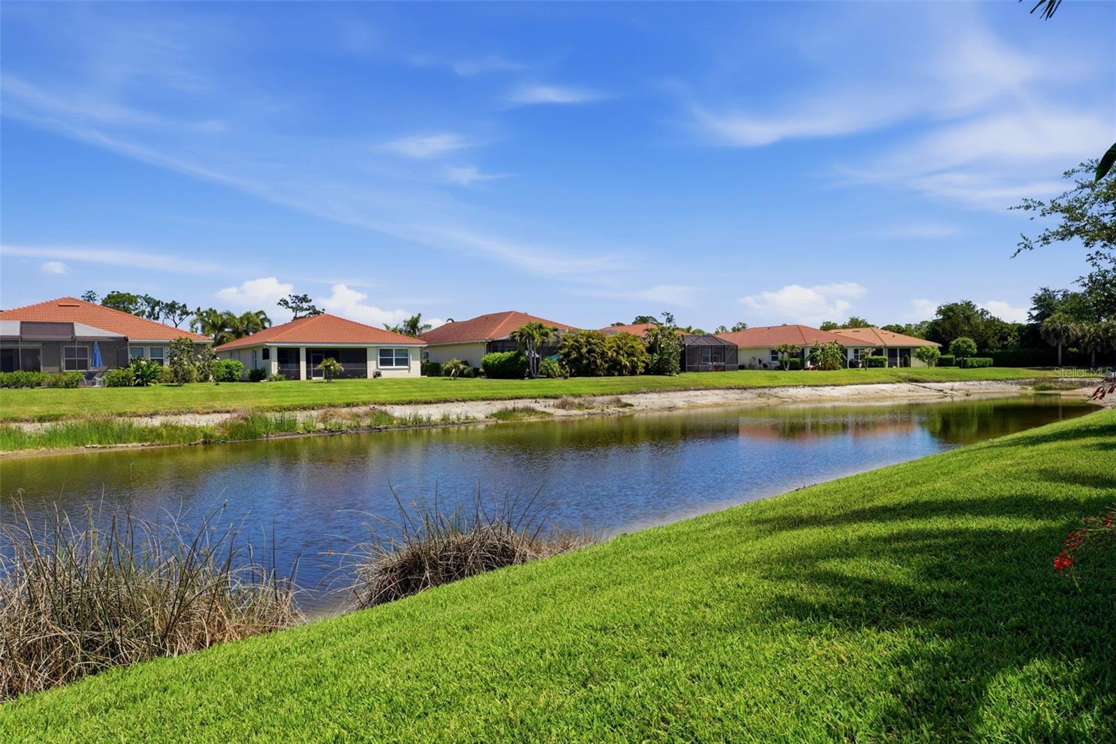 CARIBBEAN VILLAGE - Residential
