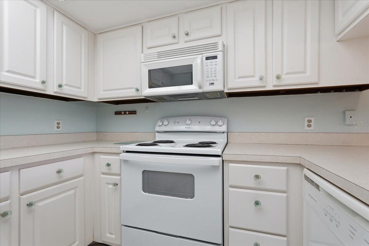MARINER VILLAGE NORTHWEST CONDO - Residential