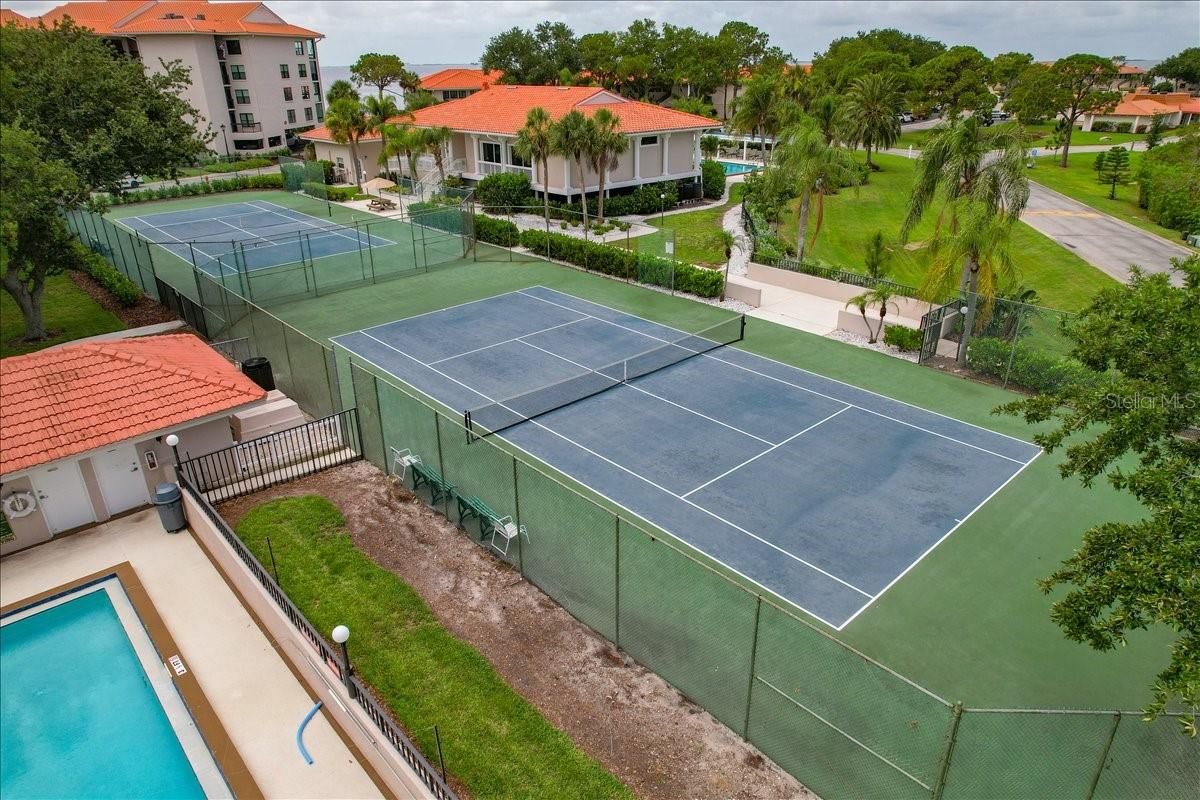MARINER VILLAGE NORTHWEST CONDO - Residential