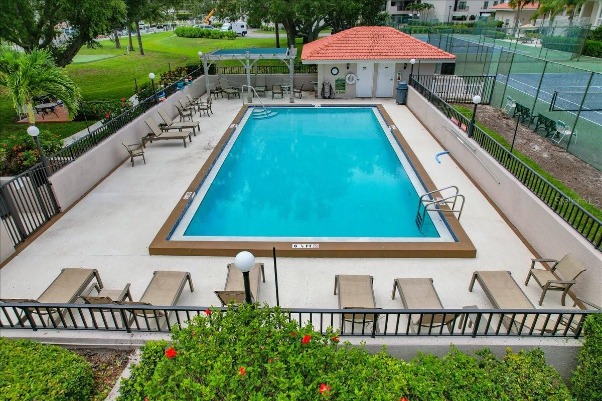 MARINER VILLAGE NORTHWEST CONDO - Residential