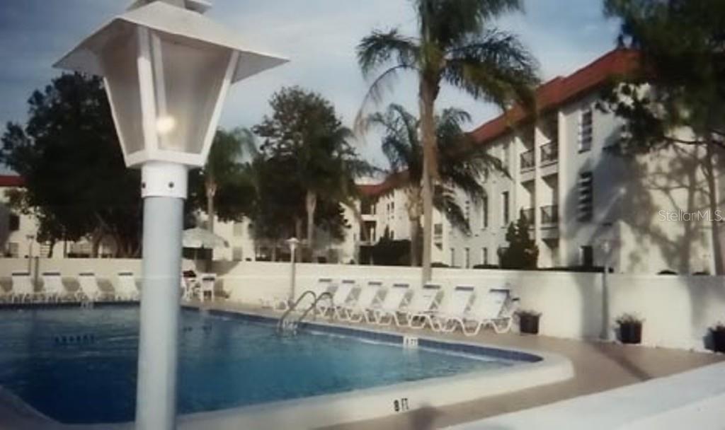 MEDITERRANEAN MANORS - Residential Lease