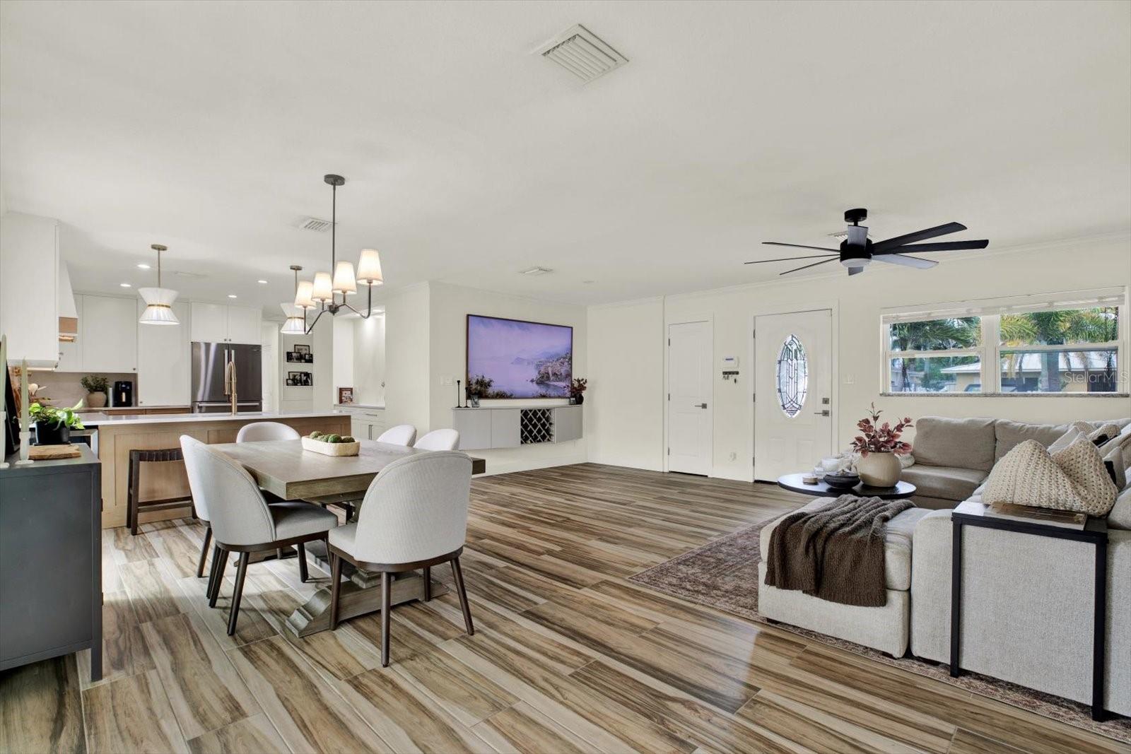 PASADENA GOLF CLUB ESTATES - Residential